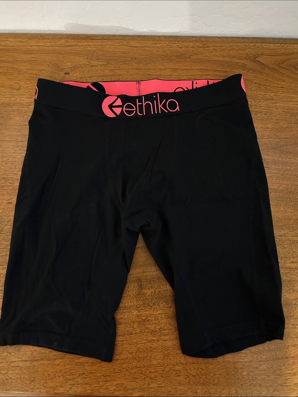 Ethika Men’s Compression Boxer Style Shorts. Small